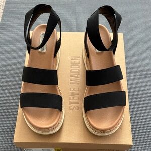 Steve Madden Black Elastic-Strap Platform Sandals with Faux Cork Midsole